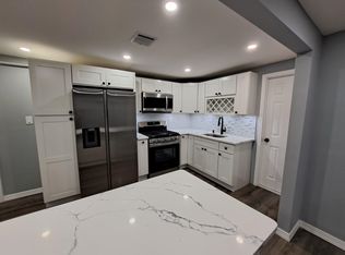 553 5th Ave FLOOR 2, Lyndhurst, NJ 07071