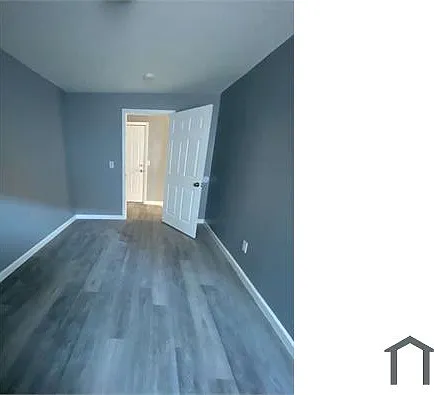 76 Bruce Ave — Photo 6