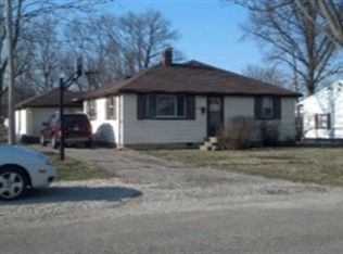 1302 Ash St, Marshall, IL 62441