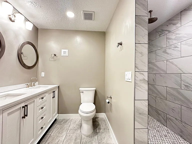 5042 W Willow Way — Photo 28