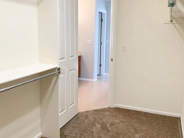 9277 Melborne Ct — Photo 19