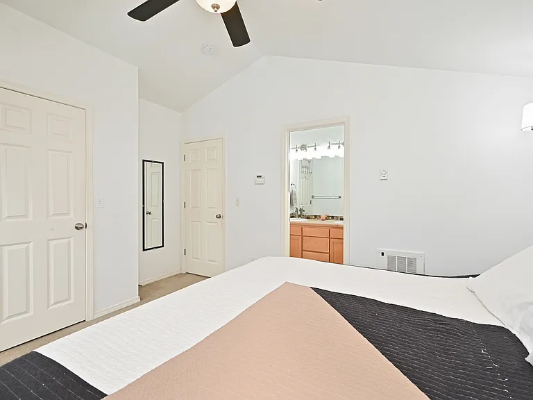 8509 Midvale Ave N #C — Photo 21