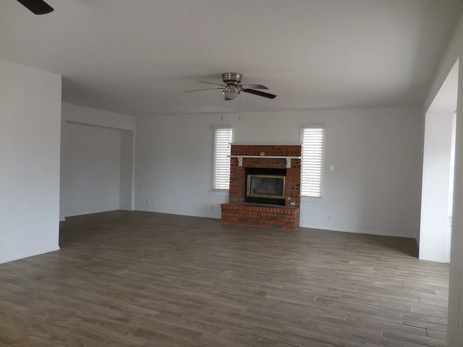 3 bed, 1807 sqft, $2,300 — Photo 4