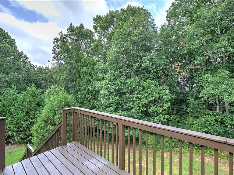 23 Vintage Ct SW — Photo 47