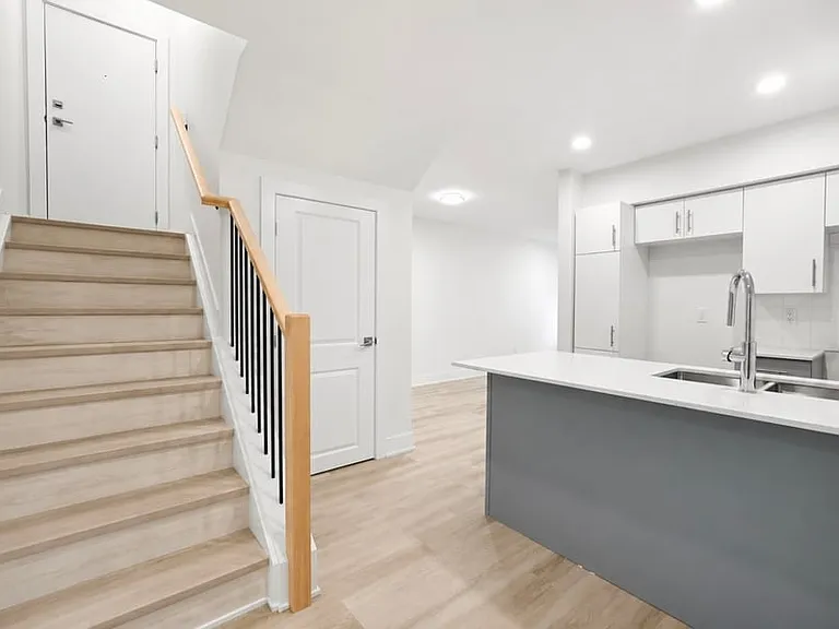 157 Glynn Ave #C — Photo 3