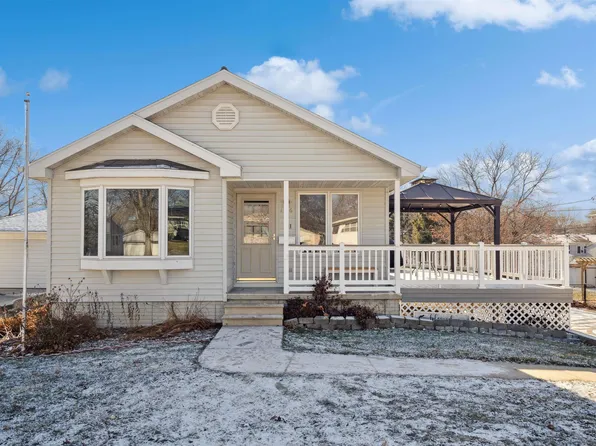 1716 Howard Ave, Waterloo, IA 50702