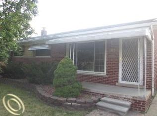 6117 Plainfield St, Dearborn Heights, MI 48127