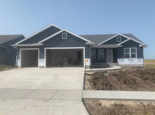 5938 Ridge Line Dr, Marion, IA 52302