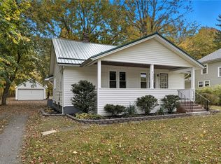 2155 Lakeview Rd, Lake View, NY 14085