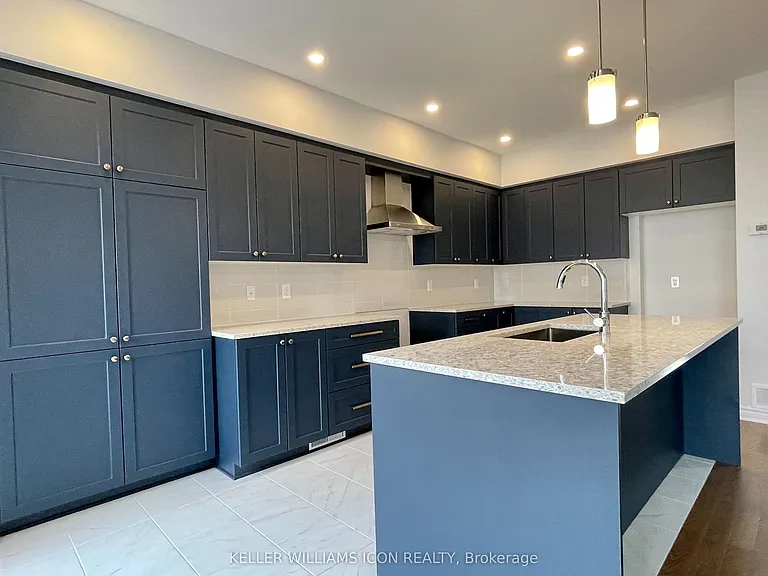912 Brian Good Ave — Photo 9