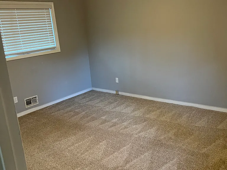 W Lake Way — Photo 5