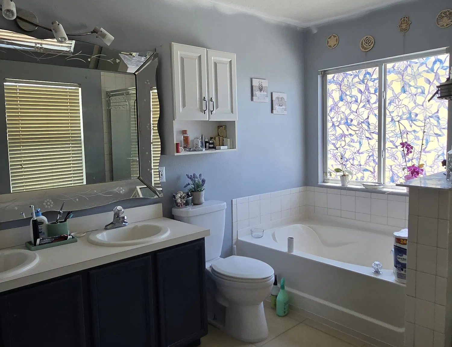 5 bed, 2721 sqft, $2,400 — Photo 4