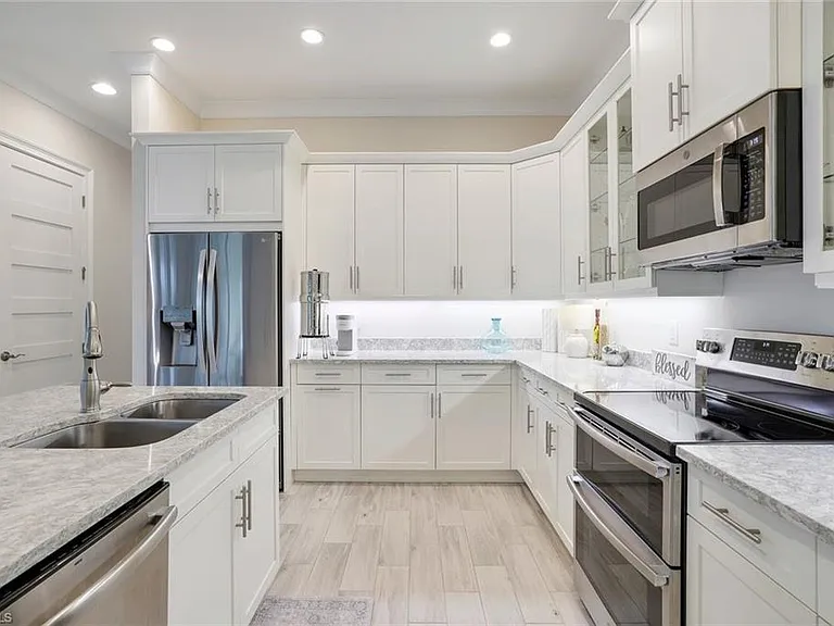 5831 Haiti Dr — Photo 6