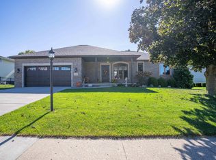1105 Windsor Way, Washington, IL 61571