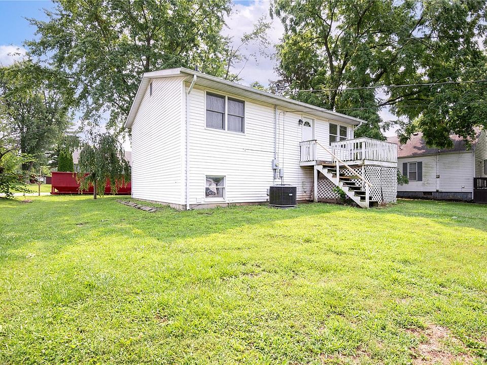 108 S Putnam St, Bunker Hill, IL 62014 Zillow