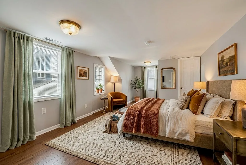 3 bed, 1445 sqft, $2,300 — Photo 4