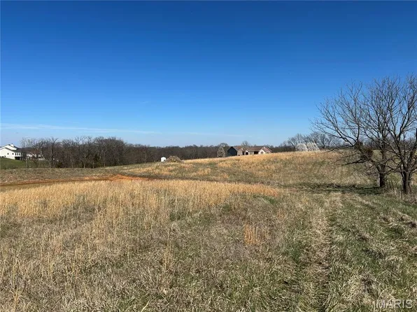 11 Bryants Creek Dr #21, Elsberry, MO 63343