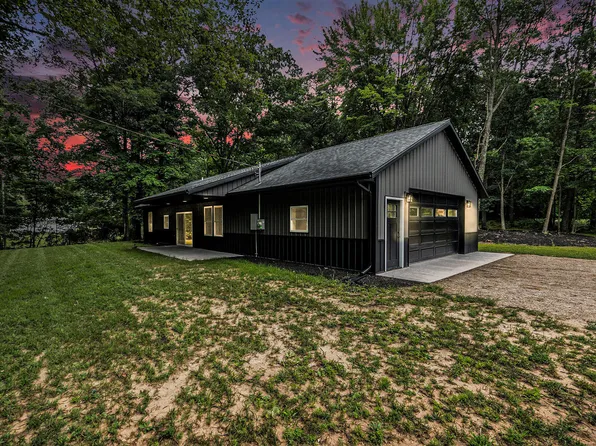 1156 W Country Trl, White Cloud, MI 49349