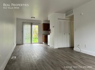 642 Villa Dr, Ypsilanti, MI 48198