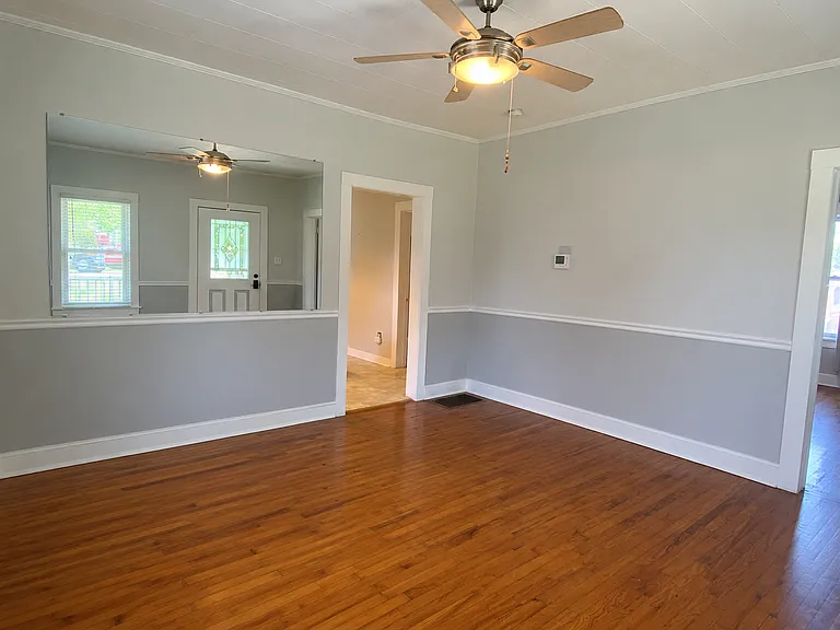 1616 Perfection Ave — Photo 4