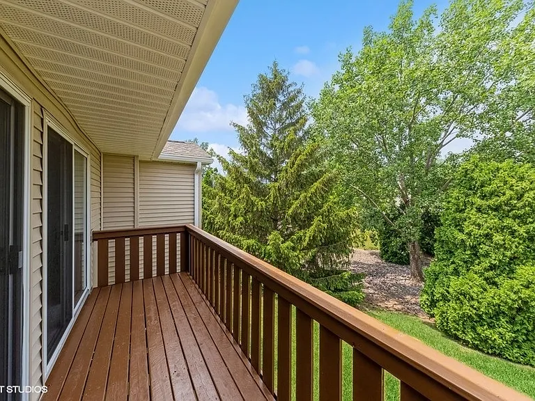 302 Newport Ln #B2 — Photo 10
