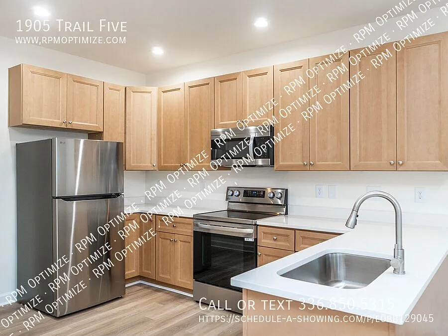 Brand New 3BR in Prime Burlington Location - Discounted Rent for First 3 Months! — Photo 2