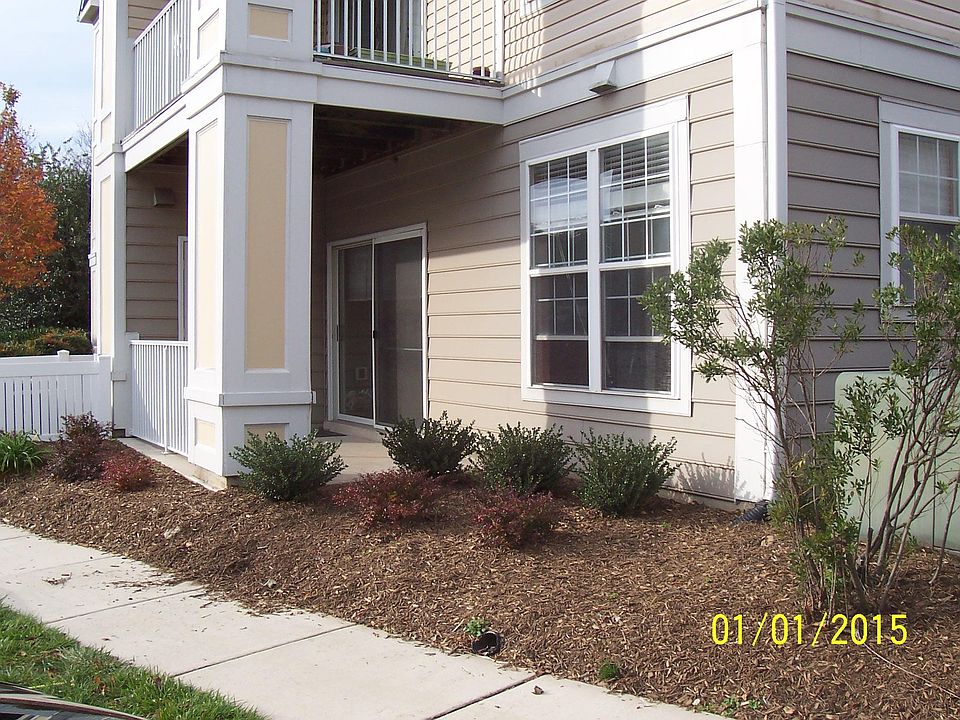 1st image of 43300 Marymount Ter Unit 101