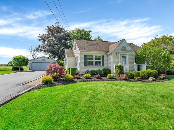 4392 Beach Ridge Rd, North Tonawanda, NY 14120