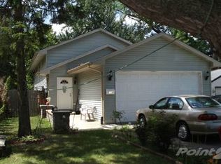 518 Forest Glen Dr, Round Lake Park, IL