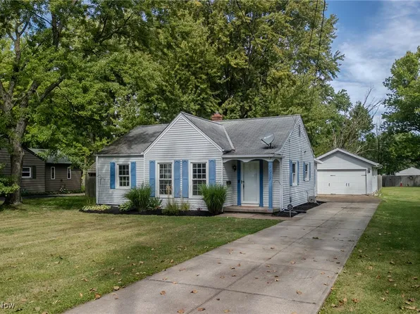 9007 Edgehill Rd, Mentor, OH 44060