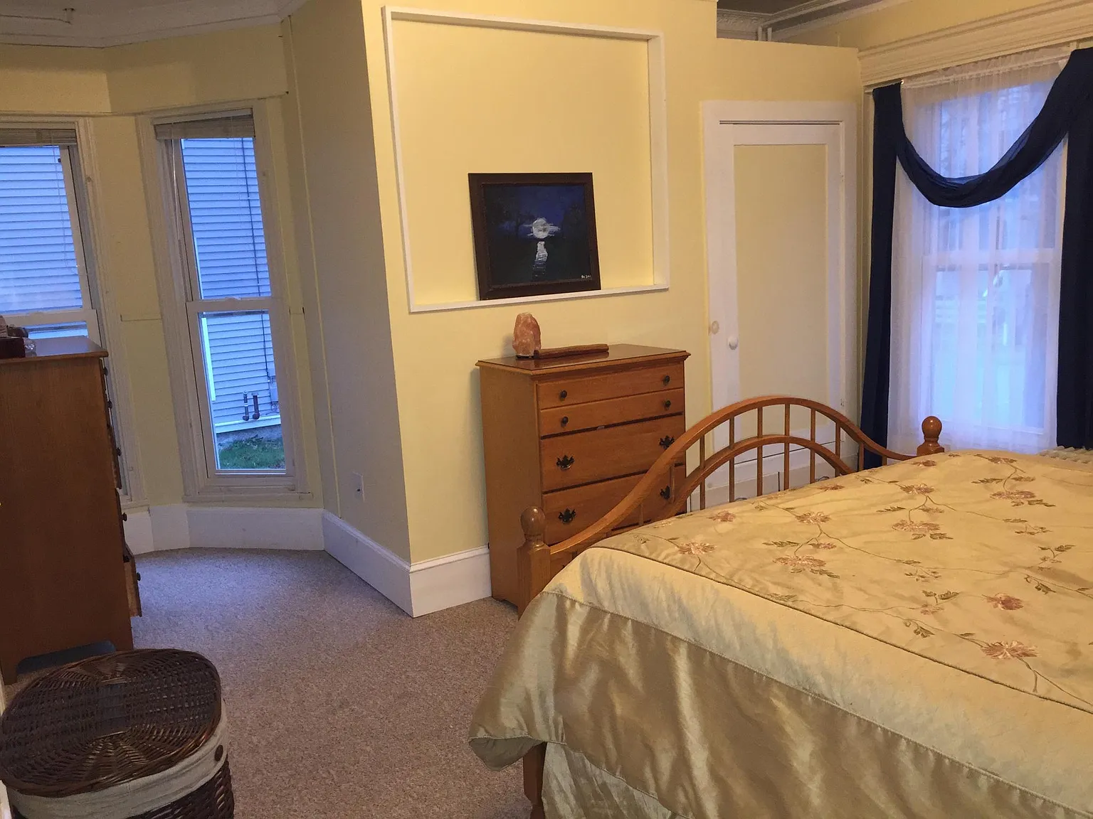 2 bed, 1000 sqft, $1,500 — Photo 3