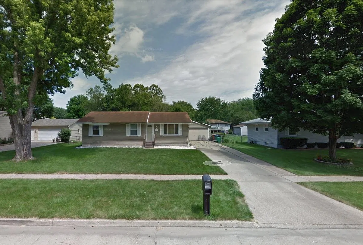 3 bed, 1500 sqft, $1,799 — Photo 1