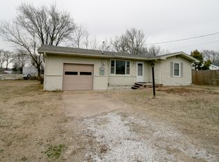 3741 W Moores St, Springfield, MO 65803