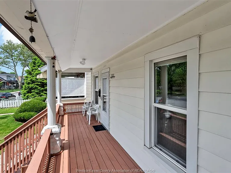 1166 Pierre Ave #UPPER — Photo 2