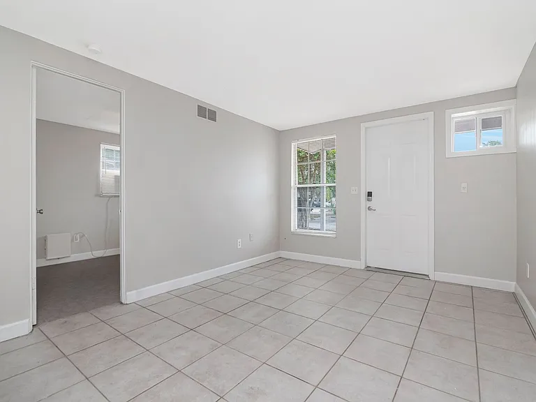 104 Karde Ln #A — Photo 3