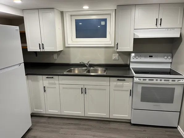 63 Freeman Ave, Guelph, ON N1H 4S9