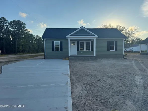 1190 Filmore Road, Southport, NC 28461