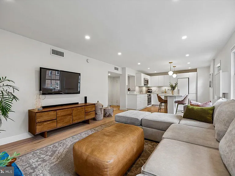 8205 Grubb Rd #103 — Photo 22