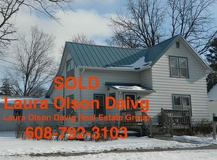 615 S Rusk Ave, Viroqua, WI 54665