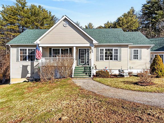 2nd image of 384 Pond Road