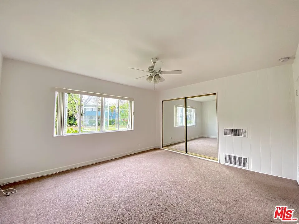 2 bed, 1.0 bath, 826 sqft, $3,000 — Photo 2