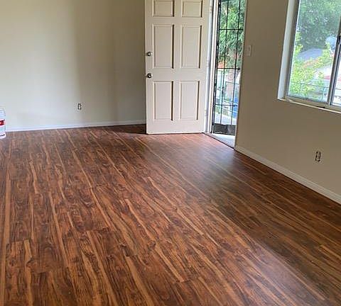 2nd image of 6045 Vinevale Ave #E