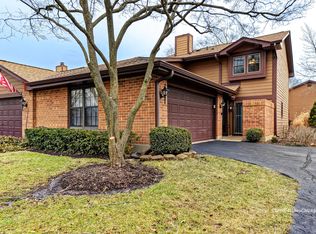 947 Indian Boundary Dr, Westmont, IL