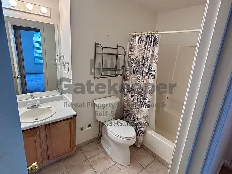 644 N Fairfield Dr — Photo 17