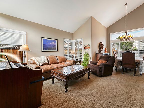 5th image of 1201 Parkside Dr