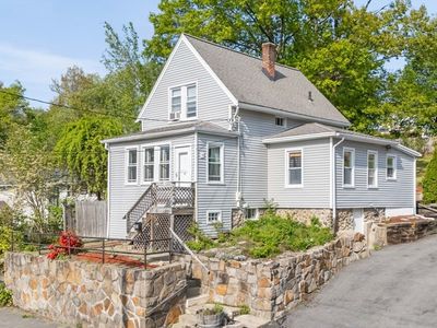 82 Brooks St, Worcester, MA, 01606