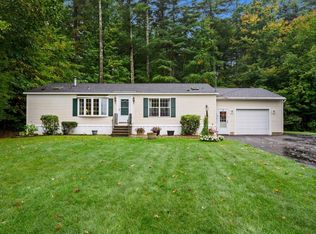 5 Stonegate Ln, Hampstead, NH 03841