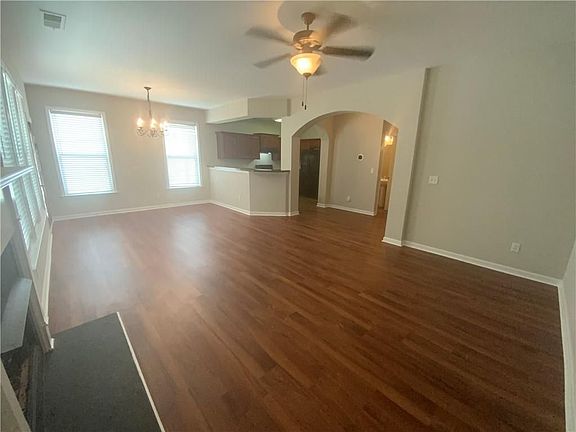 5th image of 477 Wingsfield Ct