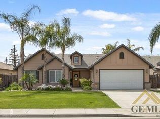 12415 Lavina Ave, Bakersfield, CA