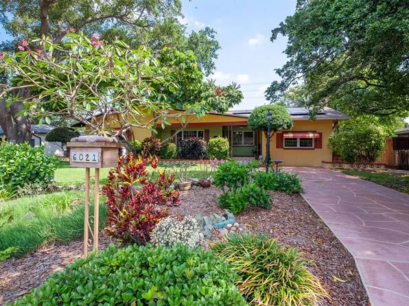 6021 Dartmouth Ave N, Saint Petersburg, FL 33710